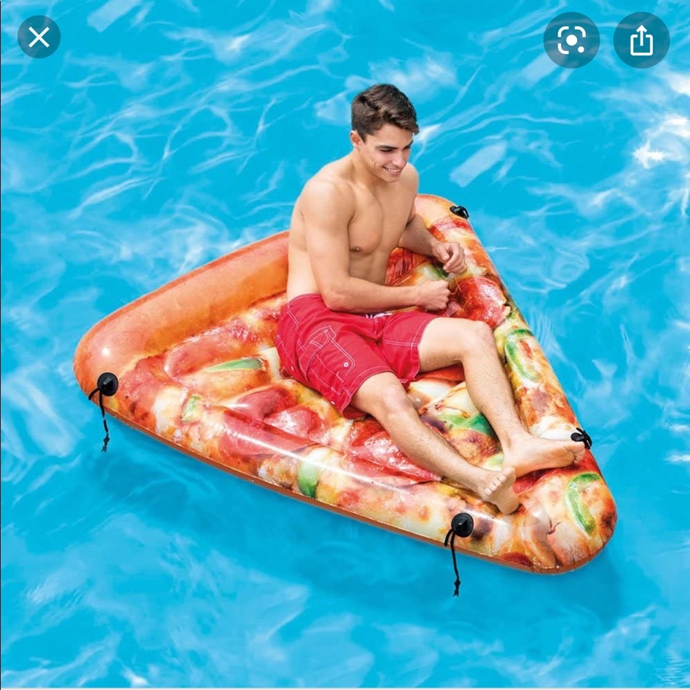 Floaty slice of pizza